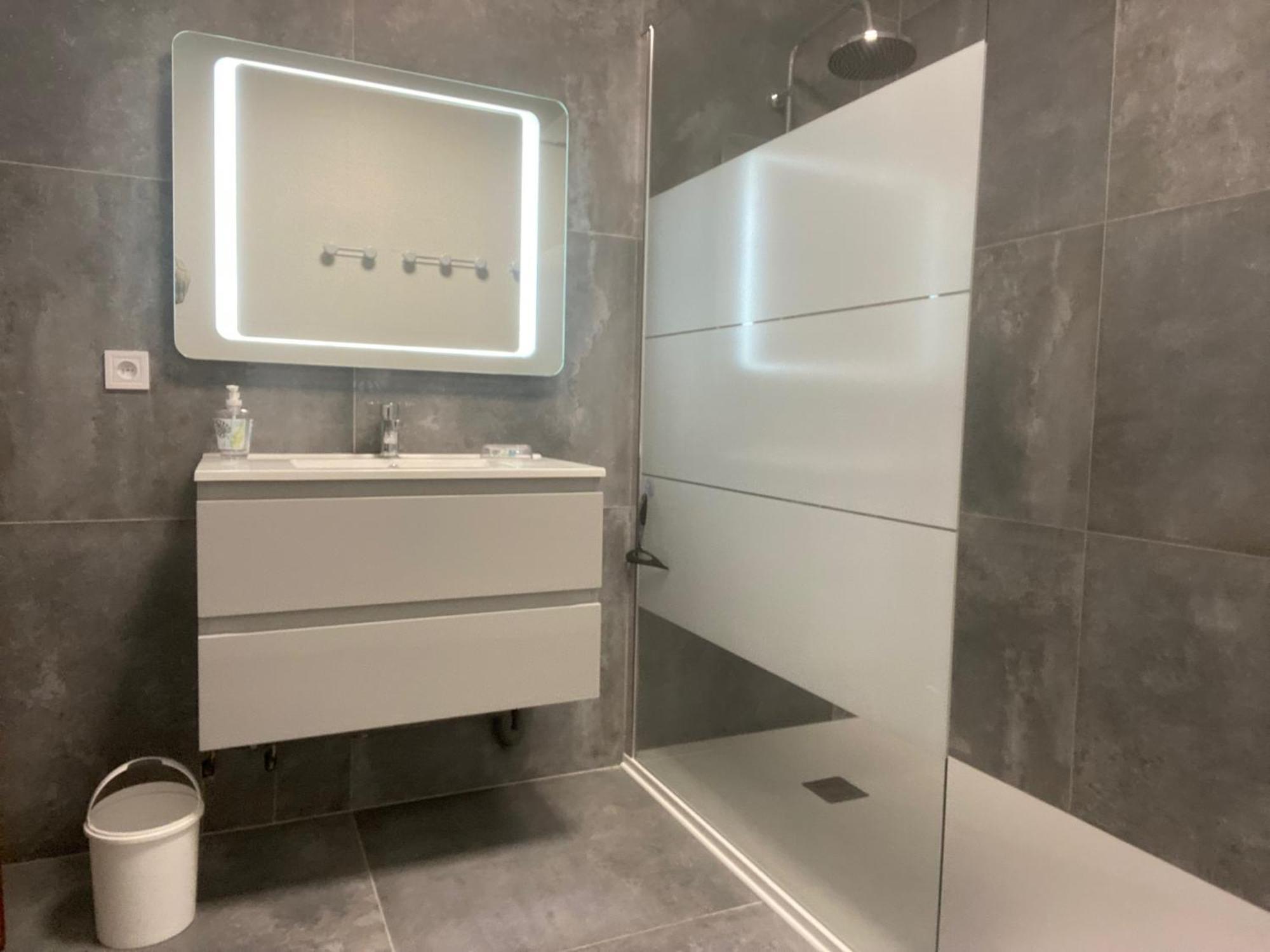 Spacious Flat Close To The Railway Station Troyes Cameră foto