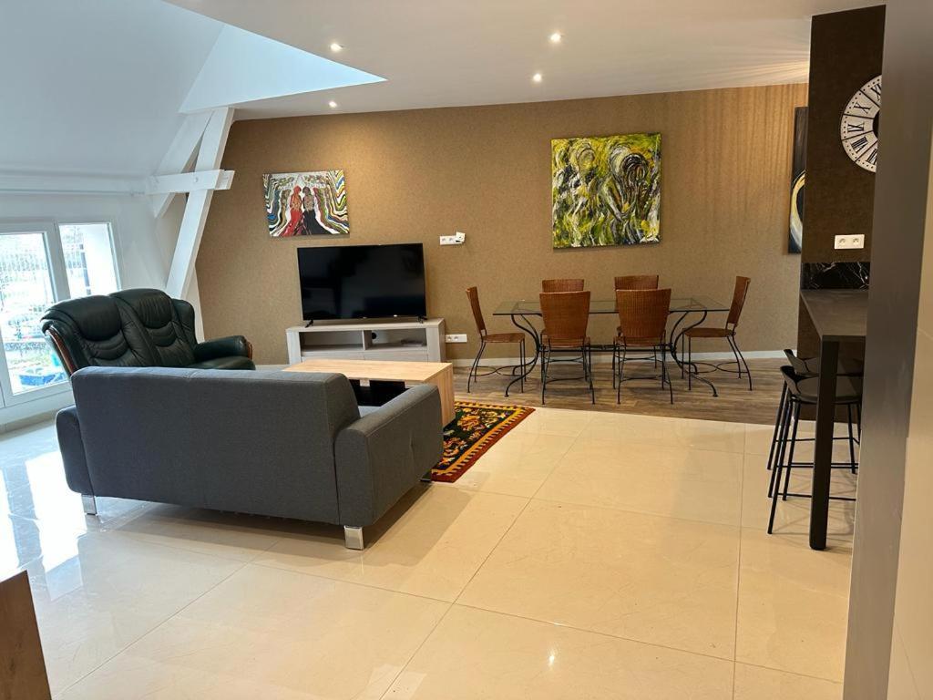 Spacious Flat Close To The Railway Station Troyes Cameră foto
