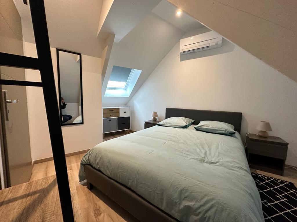 Spacious Flat Close To The Railway Station Troyes Cameră foto