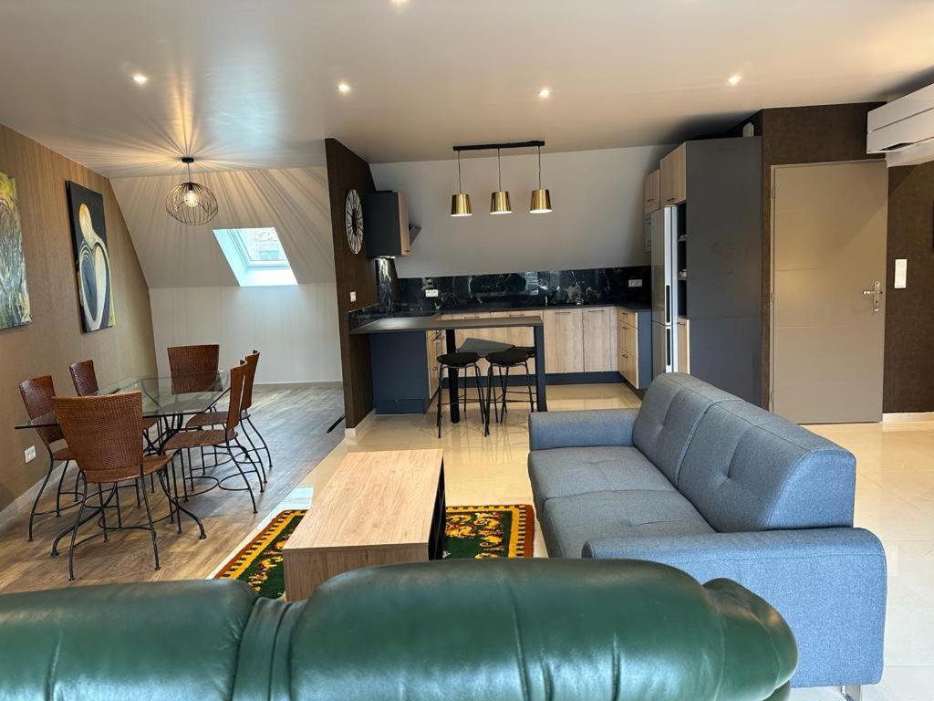 Spacious Flat Close To The Railway Station Troyes Cameră foto